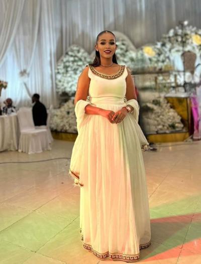 female traditional clothes