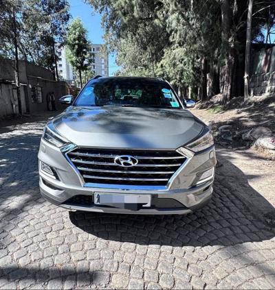 Hyundi Tucson car for sale