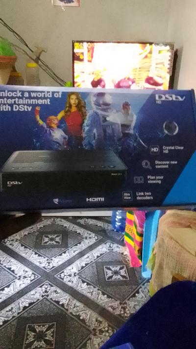 Dstv decoder