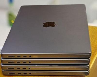 Macbook m 1 pro