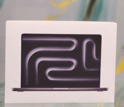 Apple mackbook m5 pro 14 inch