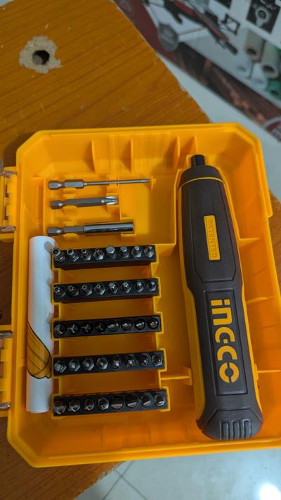 Screwdriver 4V