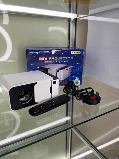 Smart 6 mini projector
