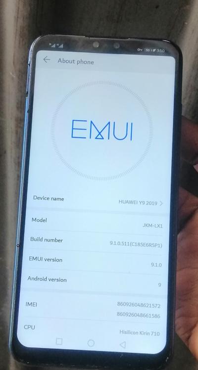 ?  huawei y9 2019   ⭐️ Brand huawei  ? Model huawei y9 2019   ?  condition   screen change