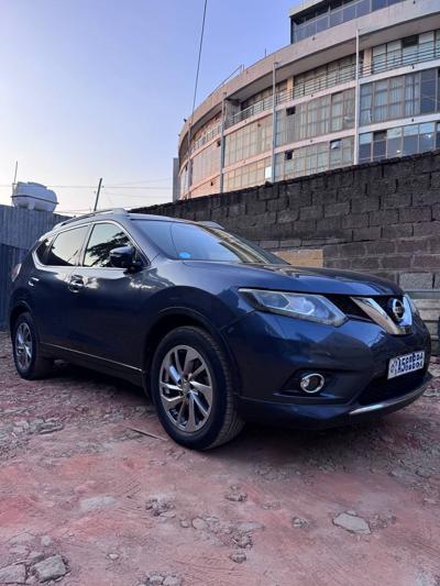 BRAND NISSAN #X-TRAIL 2015 — SUV
CAR FOR SALE