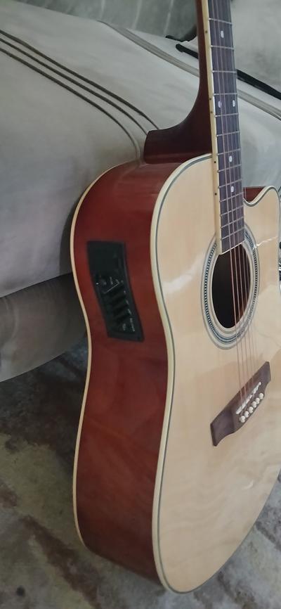 Yamaha f3000eq acoustic guitar