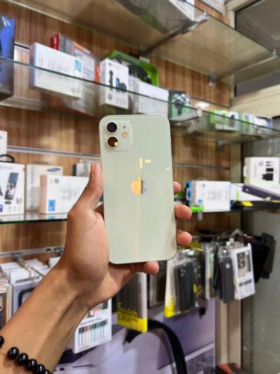 iPhone 12✨