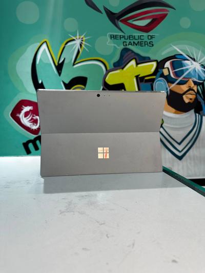 💻Microsoft Surface pro 4 💻
