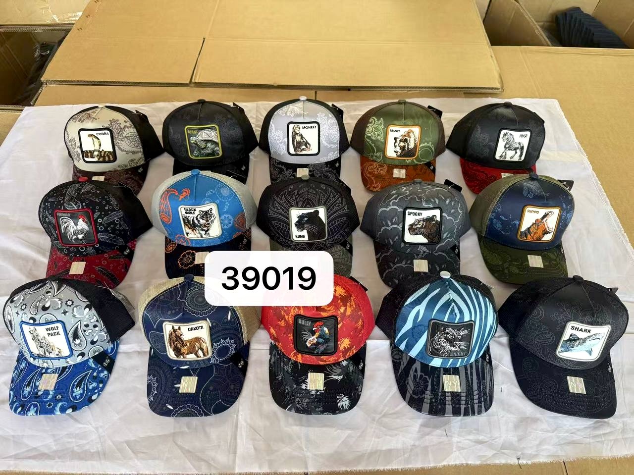 Redfills Luxury Glitter Caps: