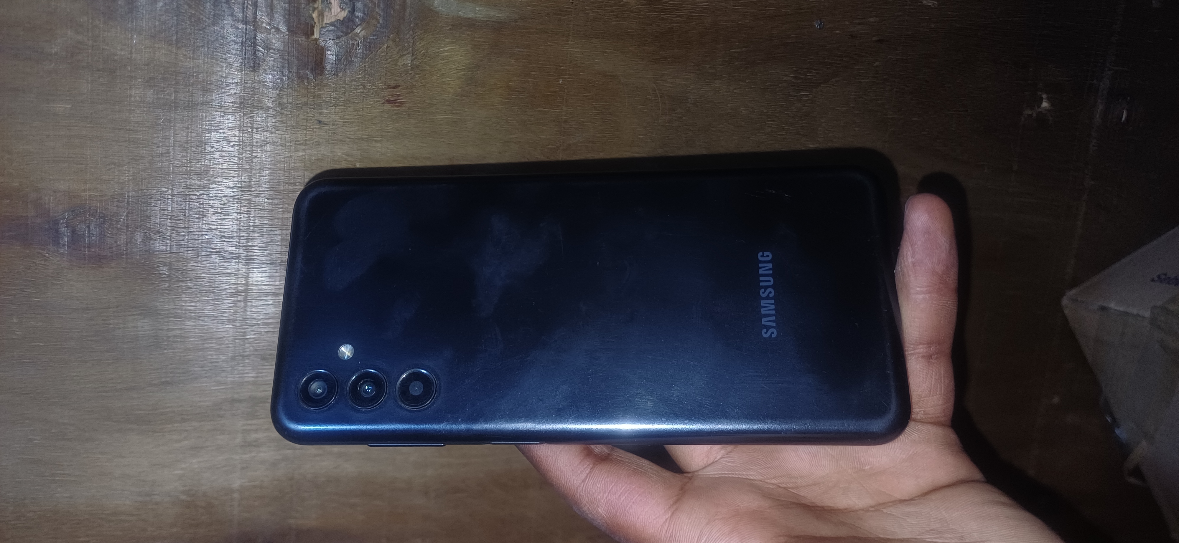Samsung m13