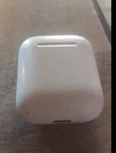 Apple airpods 2nd generation