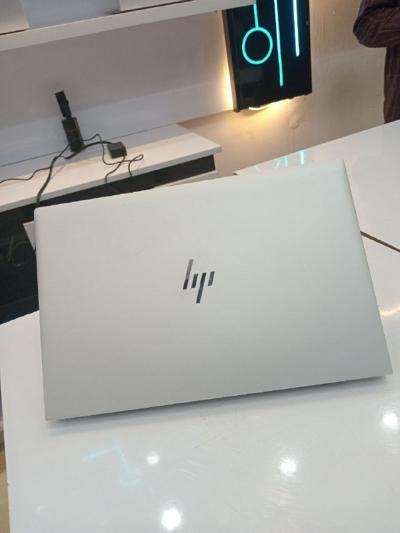 HP Elitebook 840 G8