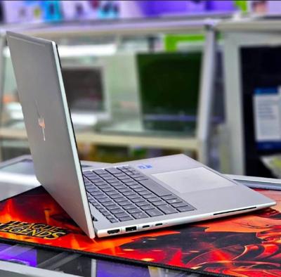 HP Elitebook 840 G8