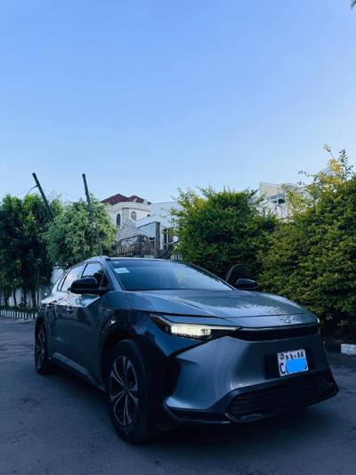 2024 Toyota BZ4X Ultra 2WD