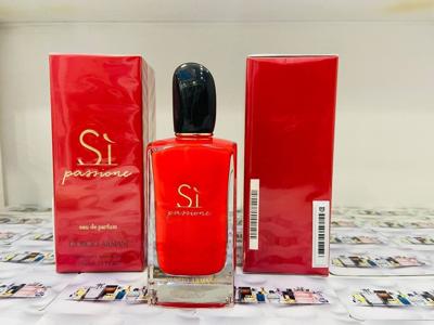 Giorgio Armani Si Perfume