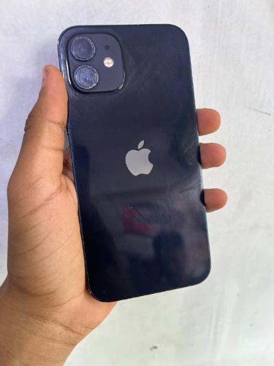 iPhone 12