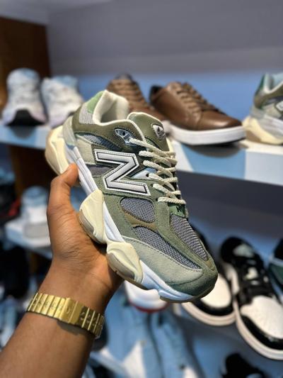 New Balance 9060