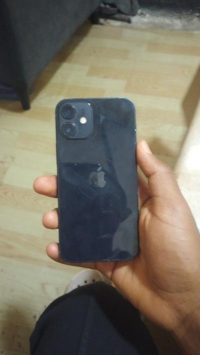 Iphon 12 min