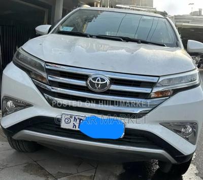 Toyota Rush 2021 White