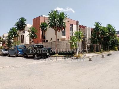 Furnished 5bdrm House in G+1, Bole for rent