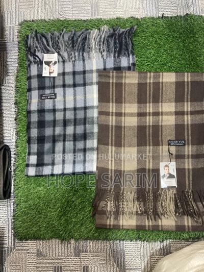 Luxurious 100% Cashmere Plaid Scarf