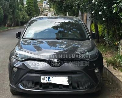 Toyota C-HR 2022 Gray