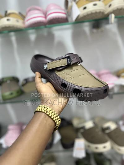 Crocs Shose