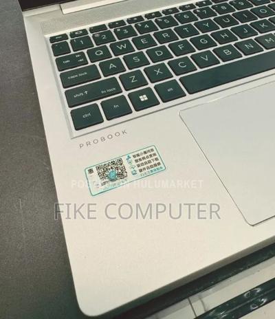 New Laptop HP ProBook 440 G10 16GB Intel Core i7 SSD 1T