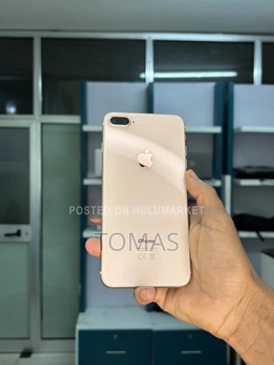 Apple iPhone 8 Plus 64 GB Gold