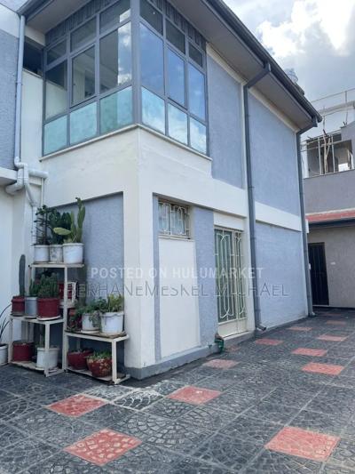2bdrm House in Yeka for rent