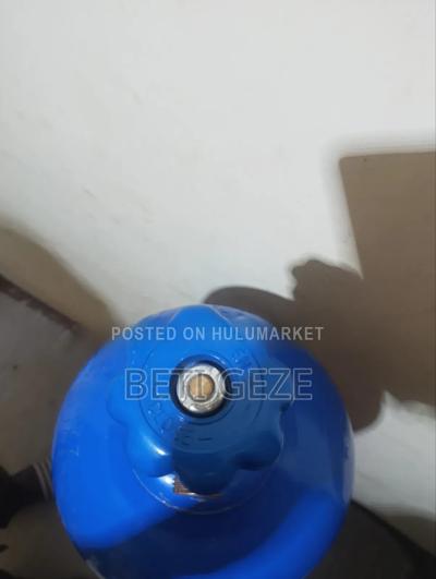 Oxygen Cylinder