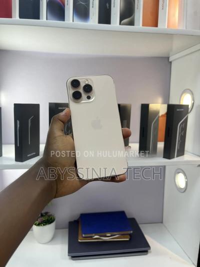 Apple iPhone 16 Pro Max 256 GB White