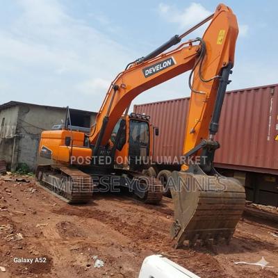 Develon Dx360 Excavator (Doosan Dx360) በባንክ አማራጭ አለው