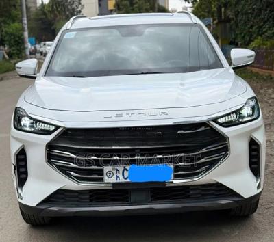 Jetour X70 Plus 2023 White