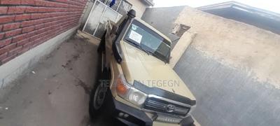 Toyota Land Cruiser 2011 Beige