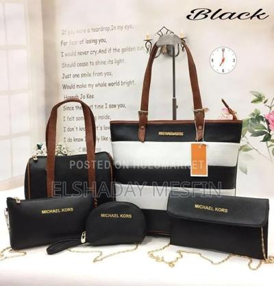 Michael Kors 5in 1
