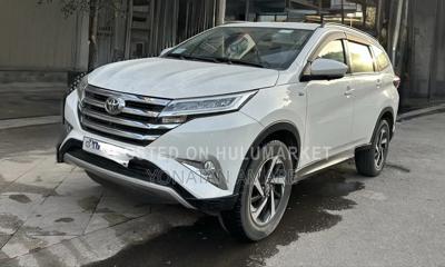 Toyota Rush 2021 White