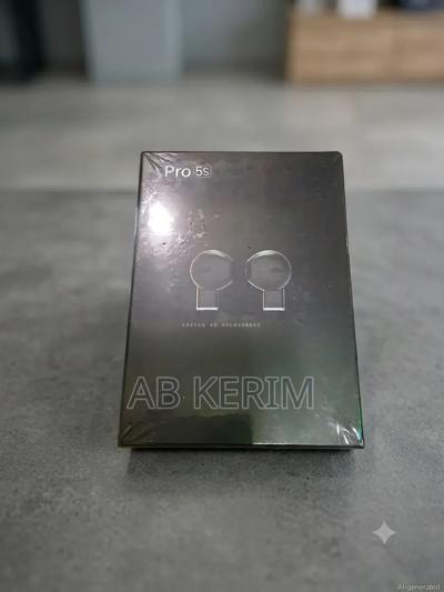 Pro 5s Bluetooth Earphones