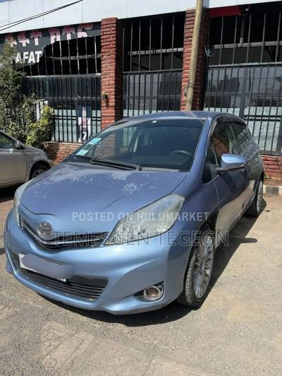 Toyota Yaris 2011