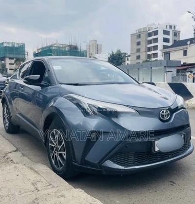 Toyota C-HR Limited 2021 Blue