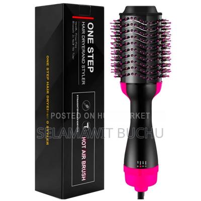 One Syep Hair Dryer And Styler