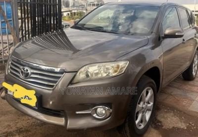 Toyota RAV4 2012 Brown