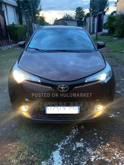Toyota C-HR 2017 Brown