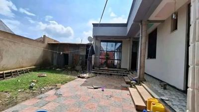 3bdrm Villa in Holeta, Sadamo, East Shewa for sale