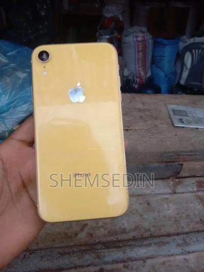 Apple iPhone XR 128 GB Pink