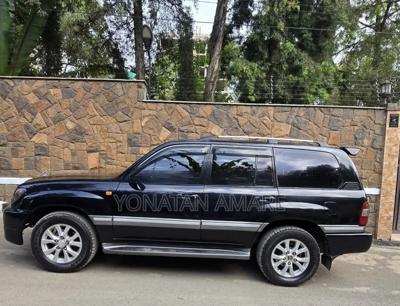 Toyota Land Cruiser 2006 Black