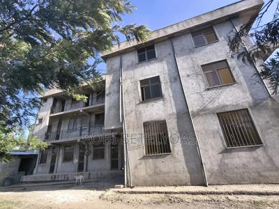 Furnished 20bdrm House in Warehouse, East Shewa for sale