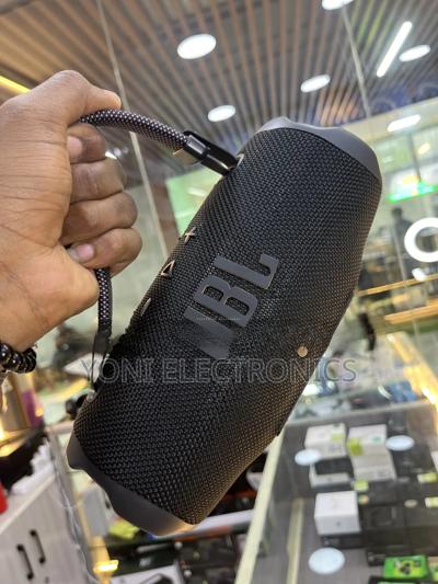 JBL Charge 6 Portable Speaker