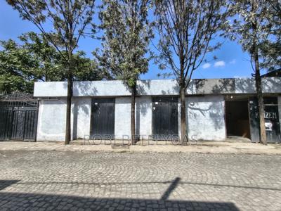 6bdrm House in Work Build, East Shewa for sale