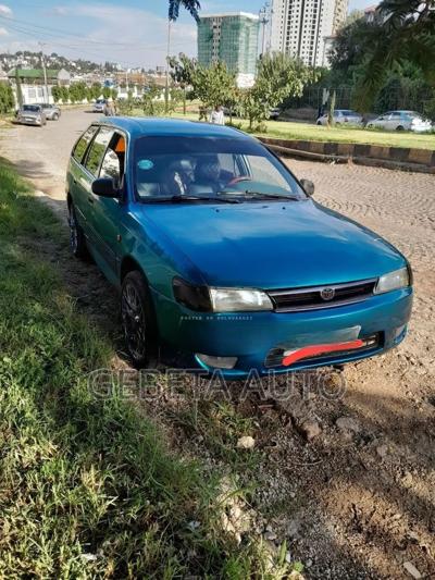 Toyota Corolla 1999 Teal